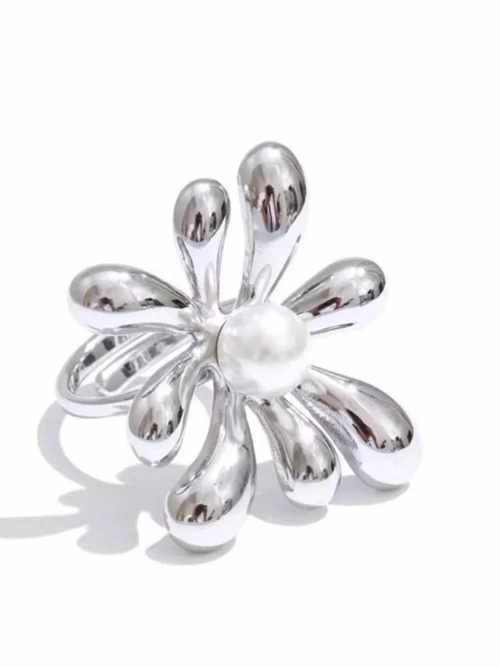 Stainless Steel Pearls Flower Adjustable Fashion Ring for Women